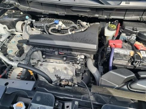 Used 2019 Nissan Rogue SV AWD/4WD image 36