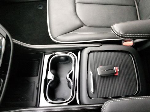 New 2026 Chrysler Pacifica Limited w/ S Appearance Package image 25