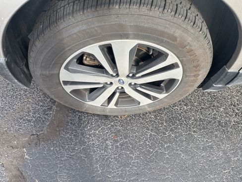 Used 2019 Subaru Outback 2.5i Limited image 8