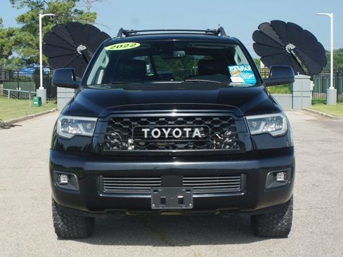 Used 2022 Toyota Sequoia TRD Pro AWD/4WD image 15