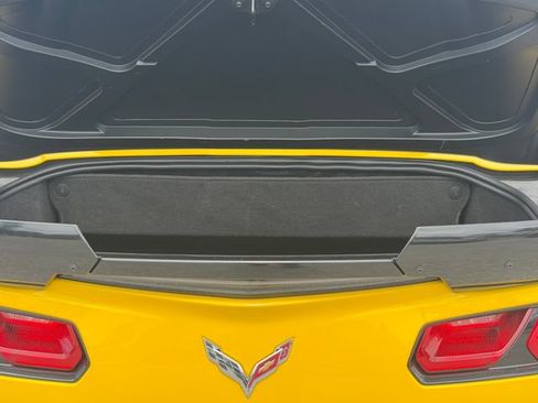 Used 2014 Chevrolet Corvette Stingray Convertible w/ 3LT Preferred Equipment Group RWD image 15