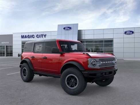 New 2025 Ford Bronco Badlands w/ Sasquatch Package image 7