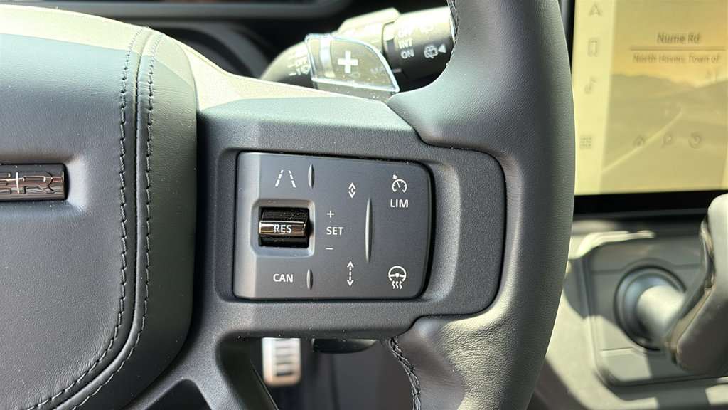 New 2026 Land Rover Defender 110 OCTA AWD/4WD image 13