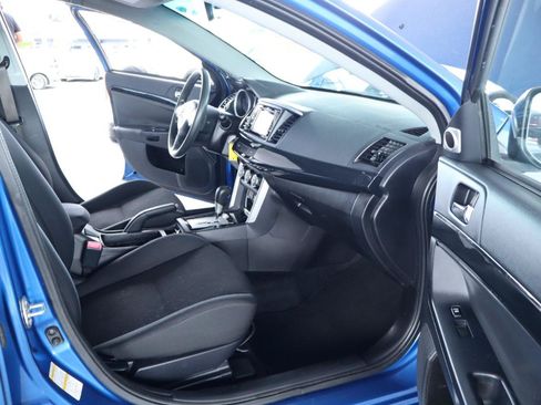 Used 2017 Mitsubishi Lancer ES FWD image 35