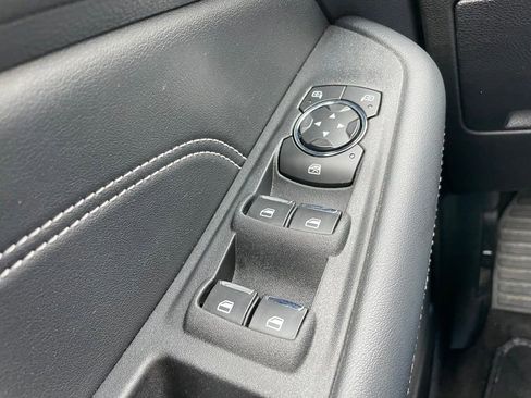 Used 2020 Ford Edge Titanium AWD/4WD image 27