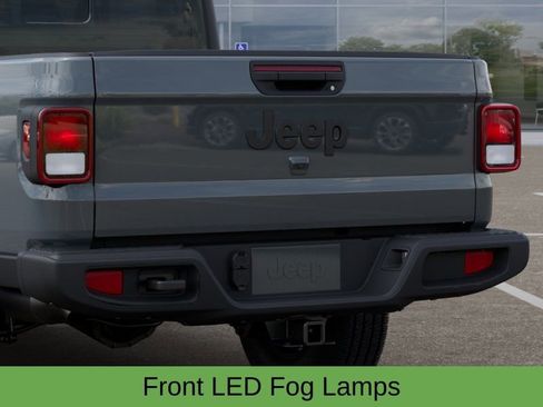 New 2025 Jeep Gladiator Sport image 15