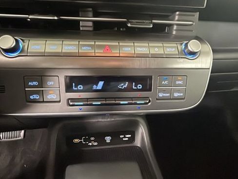 Used 2025 Hyundai Kona SEL AWD/4WD image 22