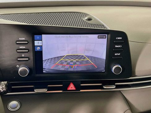 Certified 2025 Hyundai Elantra Sport FWD image 14