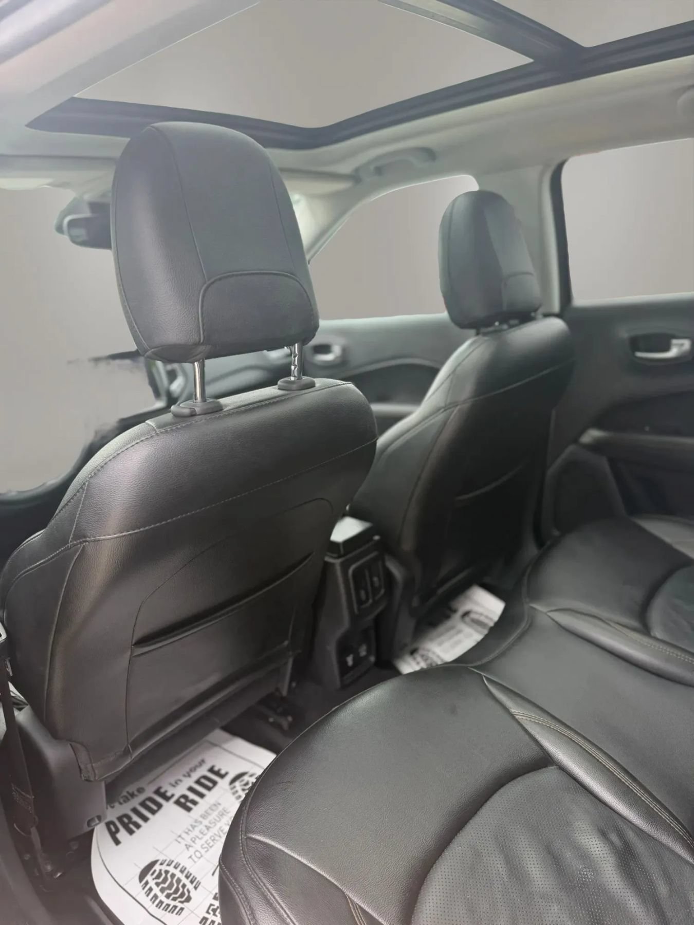 Used 2020 Jeep Compass Limited AWD/4WD image 17