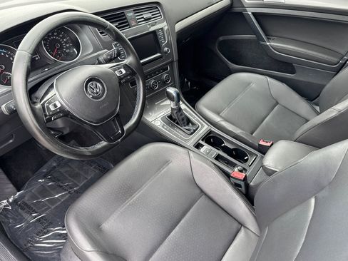 Used 2015 Volkswagen e-Golf SEL Premium FWD image 4