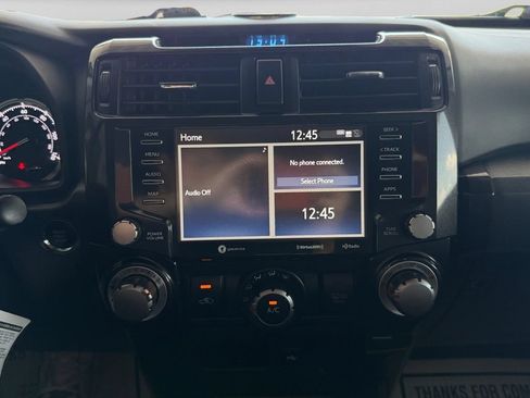 Used 2022 Toyota 4Runner TRD Off-Road AWD/4WD image 22