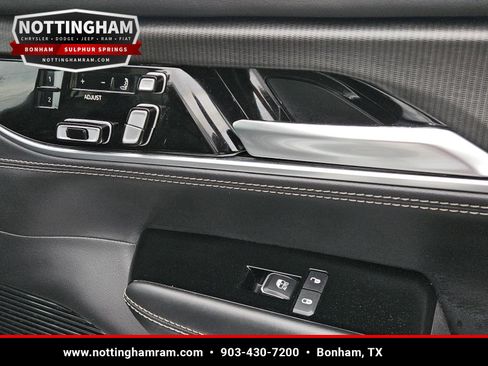 Used 2024 Jeep Grand Wagoneer L Series II w/ Quick Order Packagew 28T AWD/4WD image 30