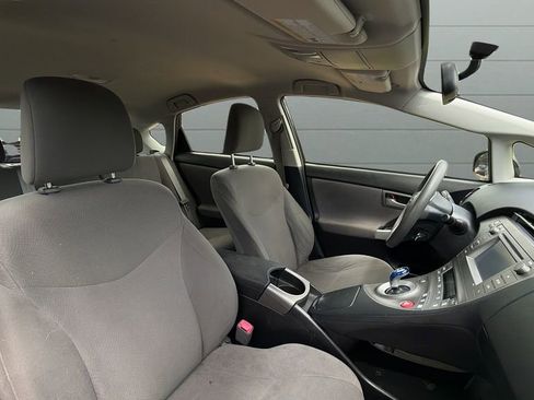 Used 2012 Toyota Prius Two FWD image 26