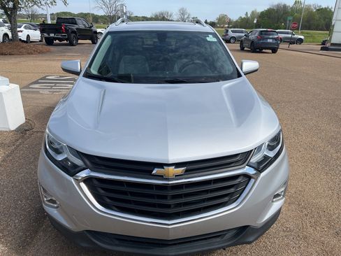 Used 2018 Chevrolet Equinox LT image 5