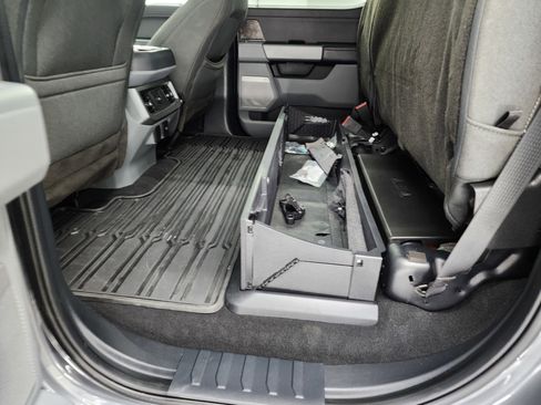 Used 2023 Ford F350 XLT w/ Tremor Off-Road Package image 9