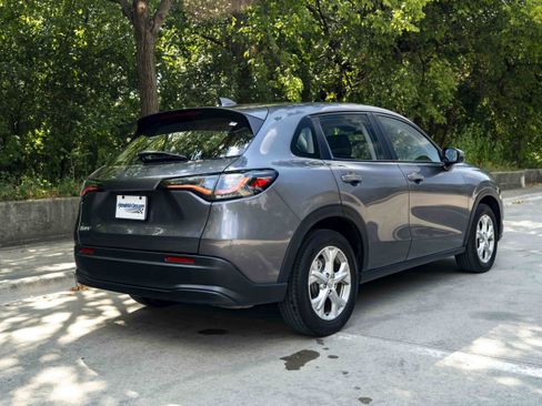 Used 2025 Honda HR-V LX image 9