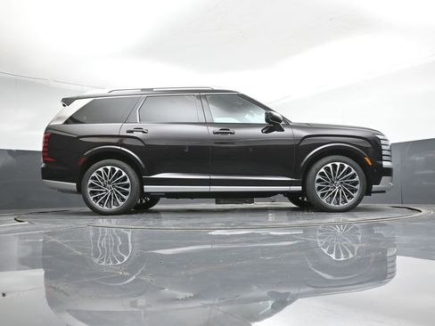 New 2026 Hyundai Palisade Calligraphy FWD image 14