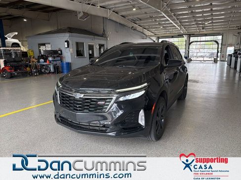 Used 2023 Chevrolet Equinox RS image 1