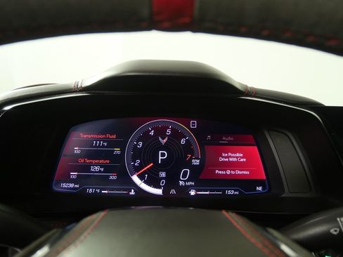 Used 2020 Chevrolet Corvette Stingray Premium Cpe w/ 3LT Preferred Equipment Group image 18