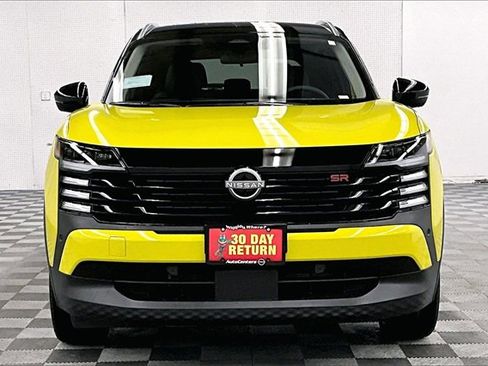 New 2026 Nissan Kicks SR w/ Cold Weather Package image 15