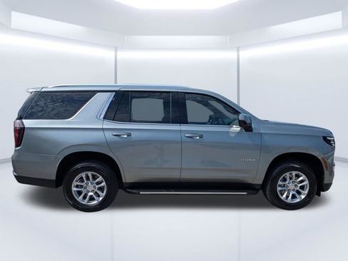 Used 2025 Chevrolet Tahoe LT AWD/4WD image 3
