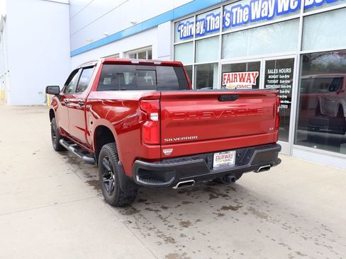 Used 2021 Chevrolet Silverado 1500 LT Trail Boss w/ Convenience Package II image 8