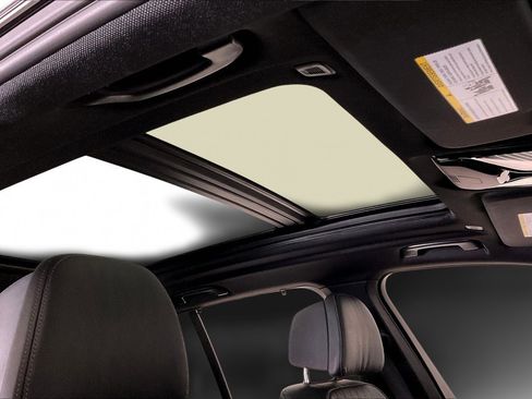 Used 2020 BMW X5 M50i w/ Executive Package image 26