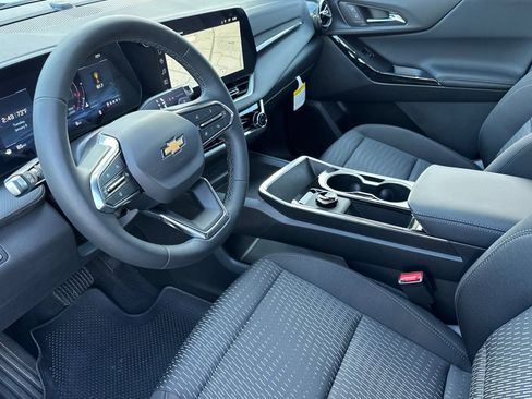 New 2026 Chevrolet Equinox LT image 9