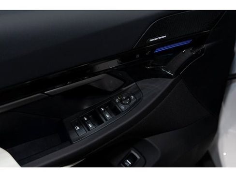 New 2025 BMW 530i xDrive 530i xDrive image 53