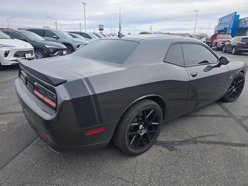 Used 2015 Dodge Challenger R/T Scat Pack w/ Leather Interior Group image 5