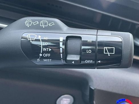 New 2026 Kia Carnival EX image 35