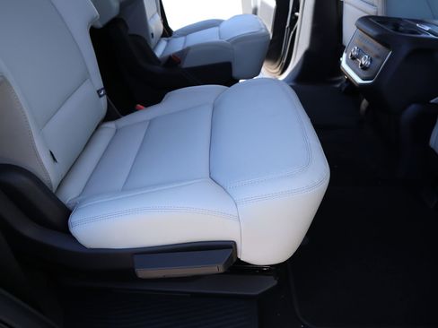 New 2026 Ford Expedition Platinum w/ Driver's Package image 18