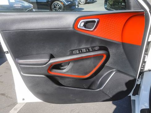 Certified 2025 Kia Soul GT-Line image 22