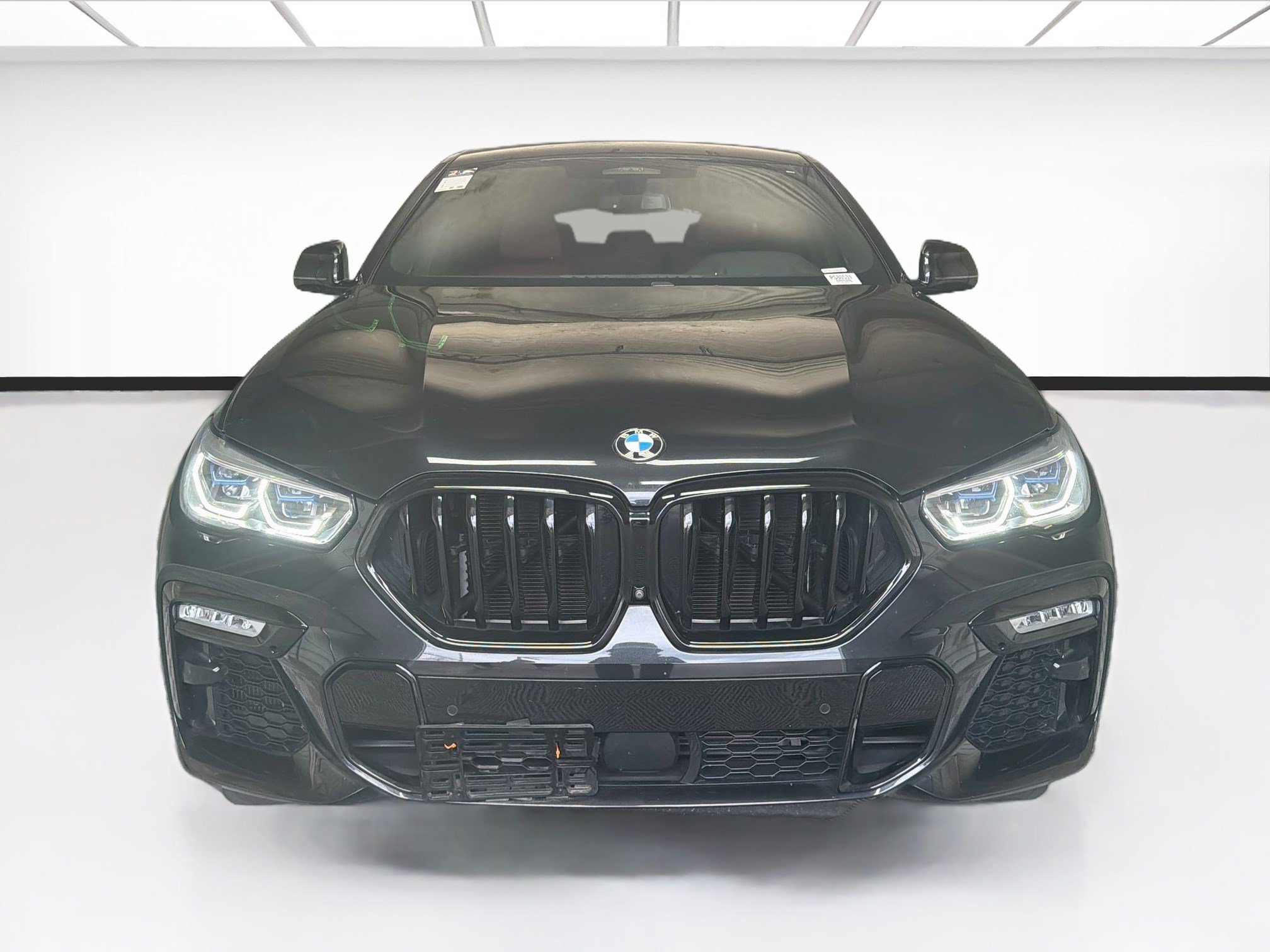 Used 2021 BMW X6 M50i w/ Executive Package AWD/4WD image 2