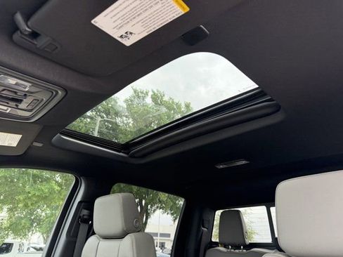 New 2026 Chevrolet Silverado 2500 ZR2 AWD/4WD image 23