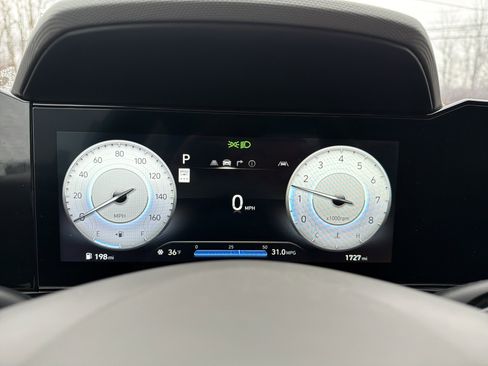 Used 2024 Hyundai Elantra SEL w/ Convenience Package image 15