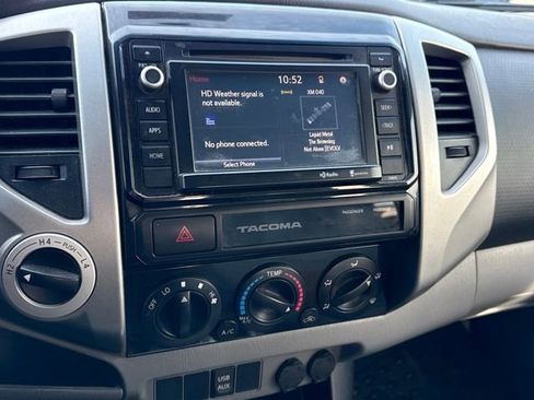 Used 2015 Toyota Tacoma 4x4 Access Cab V6 image 20