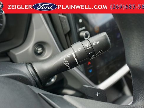 Used 2025 Subaru Crosstrek 2.5i Premium AWD/4WD image 25
