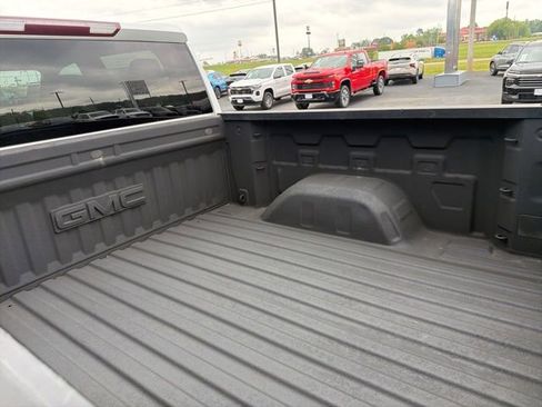 Used 2020 GMC Sierra 1500 SLE w/ SLE Value Package AWD/4WD image 23