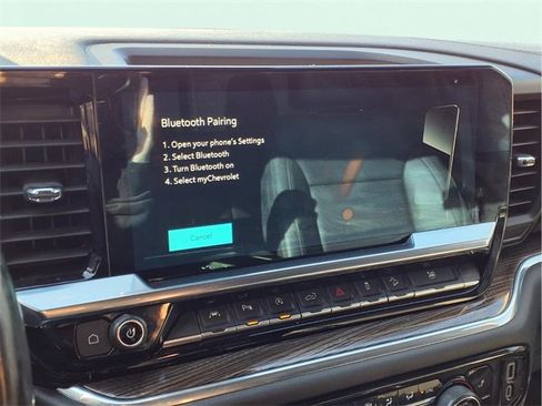 Used 2023 Chevrolet Silverado 1500 LT Trail Boss w/ LT Trail Boss Premium Package image 13