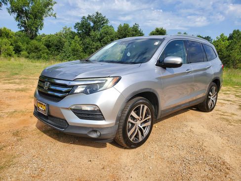 Used 2016 Honda Pilot Elite image 15