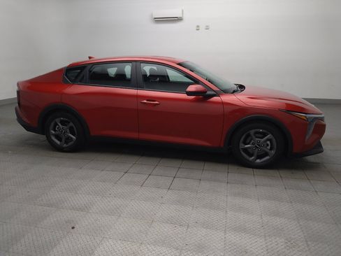 Used 2025 Kia K4 FWD image 11