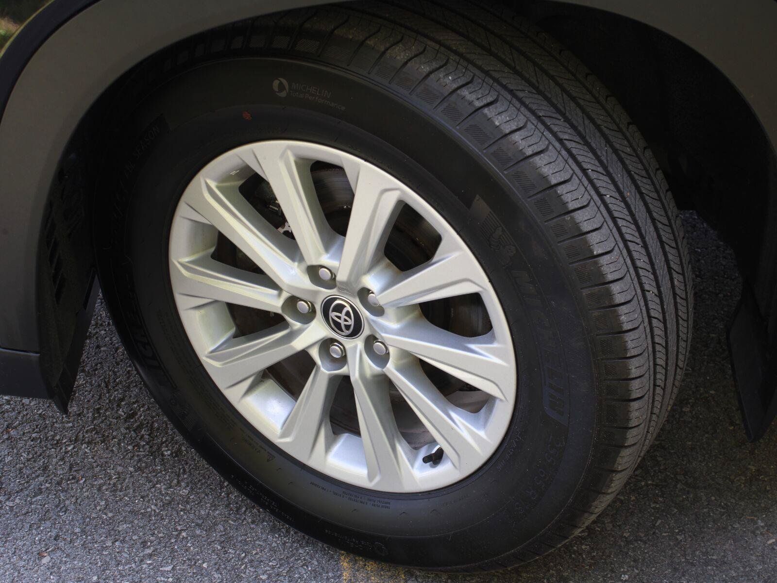 Used 2024 Toyota Grand Highlander AWD Hybrid image 18