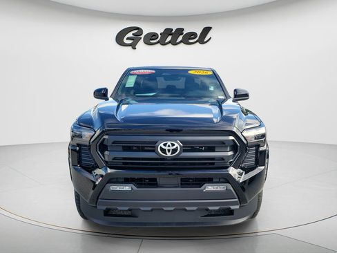 Certified 2026 Toyota Tacoma SR5 image 8