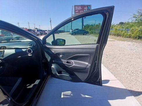 Used 2024 Nissan Versa SV w/ Trunk Package FWD image 21