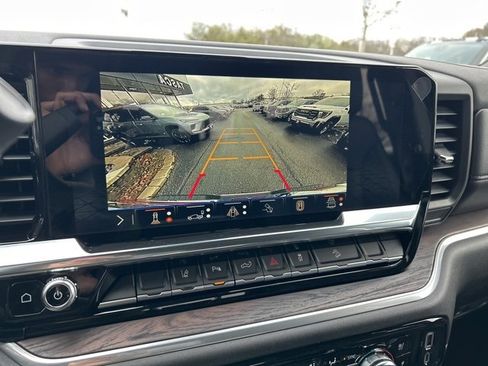 New 2026 GMC Sierra 3500 SLT image 23