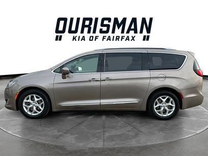 Used 2018 Chrysler Pacifica Touring-L Plus w/ Advanced Safetytec Group