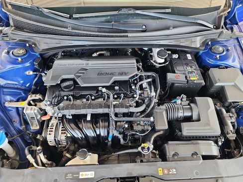 Used 2024 Hyundai Elantra Limited FWD image 40