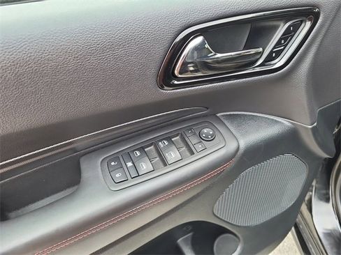 Used 2024 Dodge Durango GT image 15