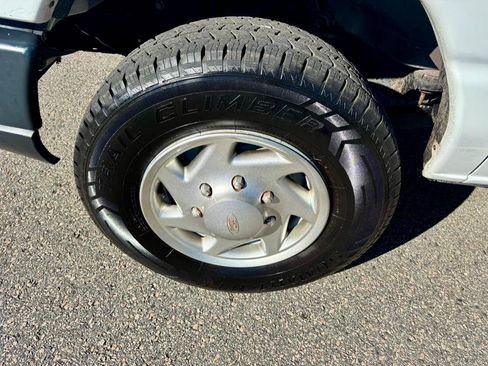 Used 2012 Ford E-250 and Econoline 250 Extended w/ PWR Group image 26